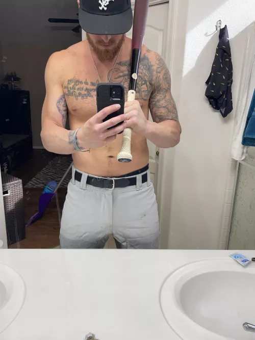 Pro with the bat 😈😈 (30)