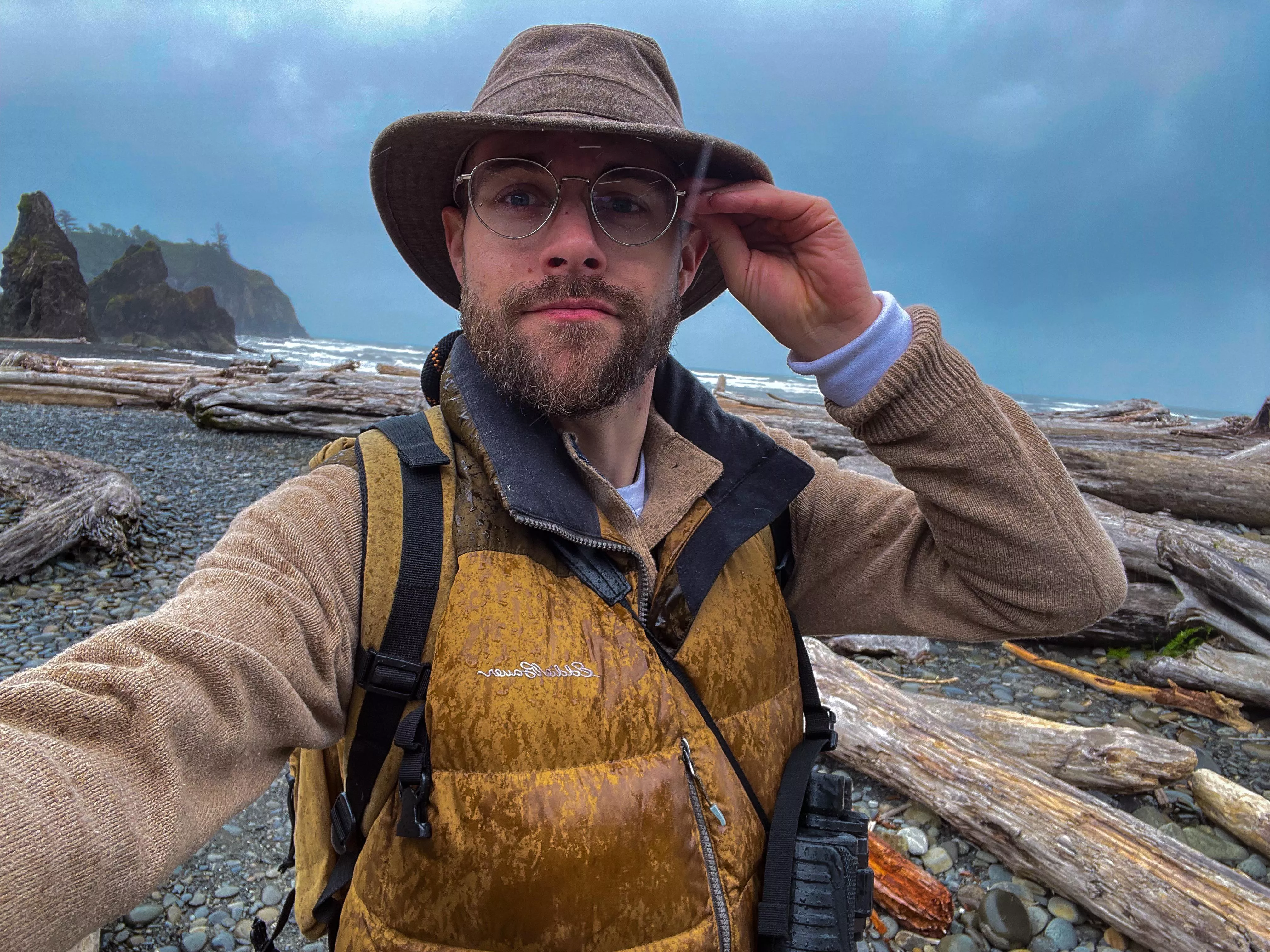 Probably the coolest background in a photo I’ve ever gotten. Why can’t I find gay bros that go hunting for Fungi in the rain while visiting national parks with me?
