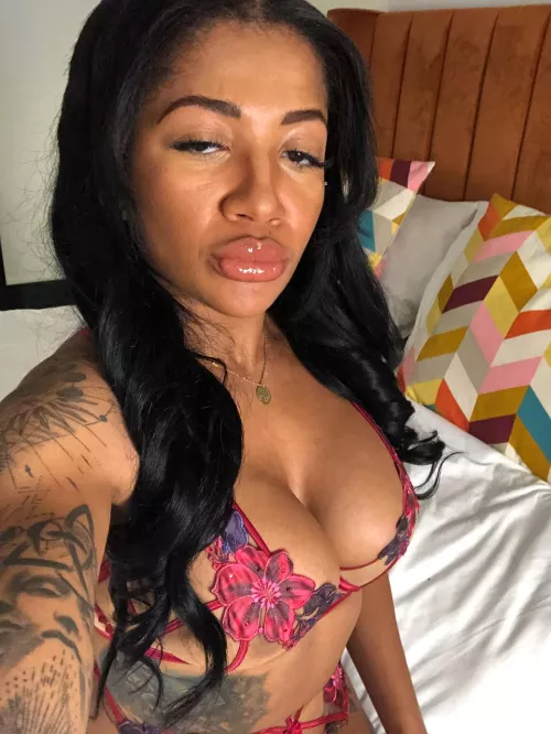 Ready to be your fuck doll ?