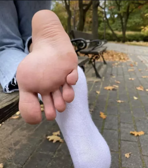 Socks or no socks that is the question lol