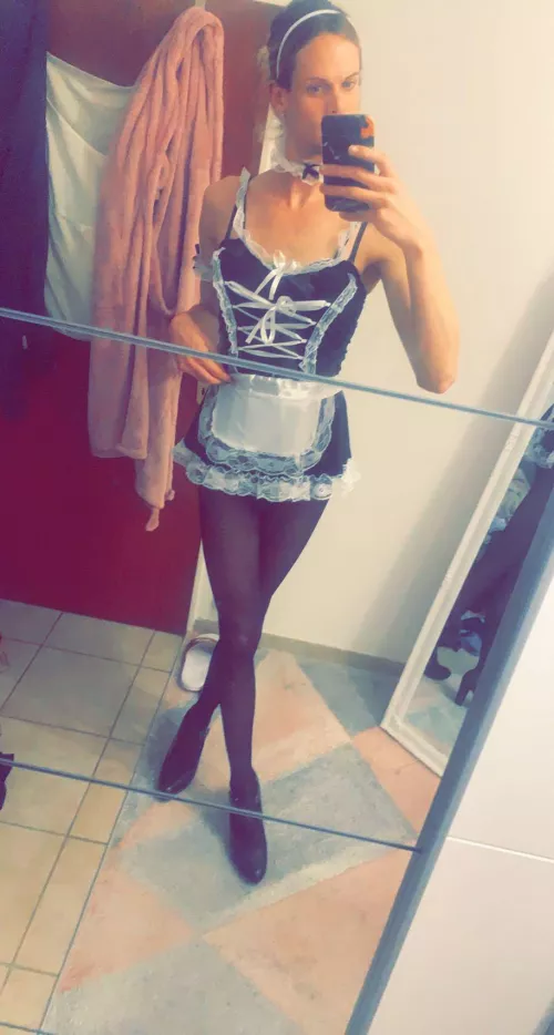 Sombody can Humiliate me and Train me to be a good sissy