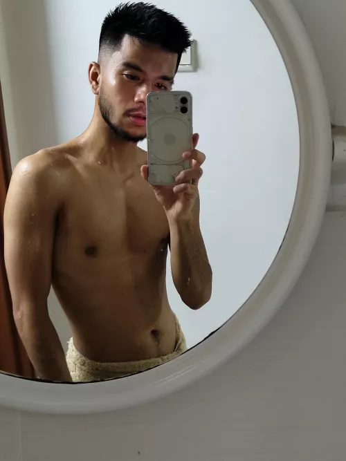 Starting to workout again. Gaming and workout are priorities now.