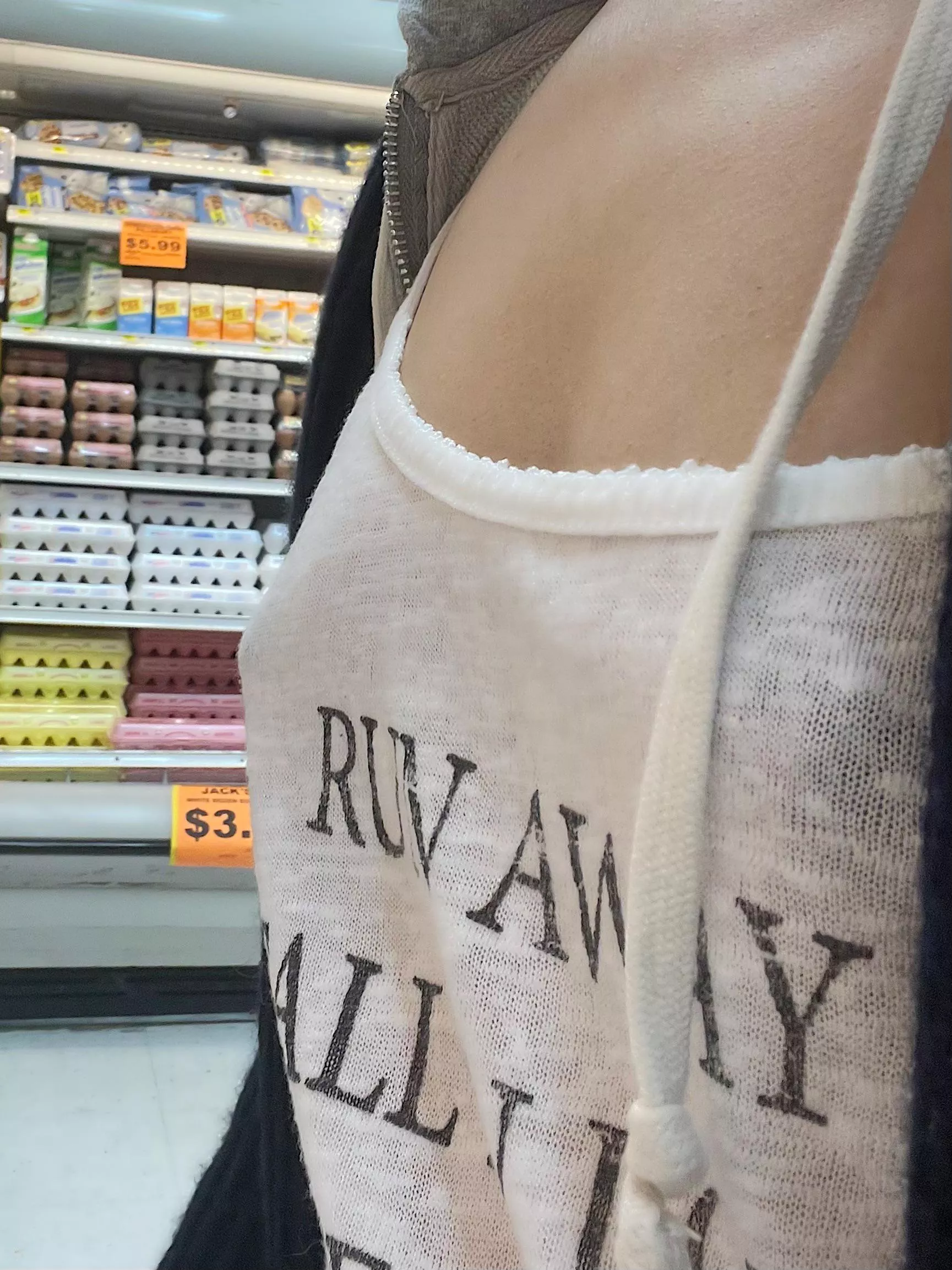 [task update] I asked the guy in meat department about their sausages while showing him the whole front of my top. However he didnâ€™t understand what I meant and had to ask for help from another staff. My heartbeats were so fast while talking to them ðŸ