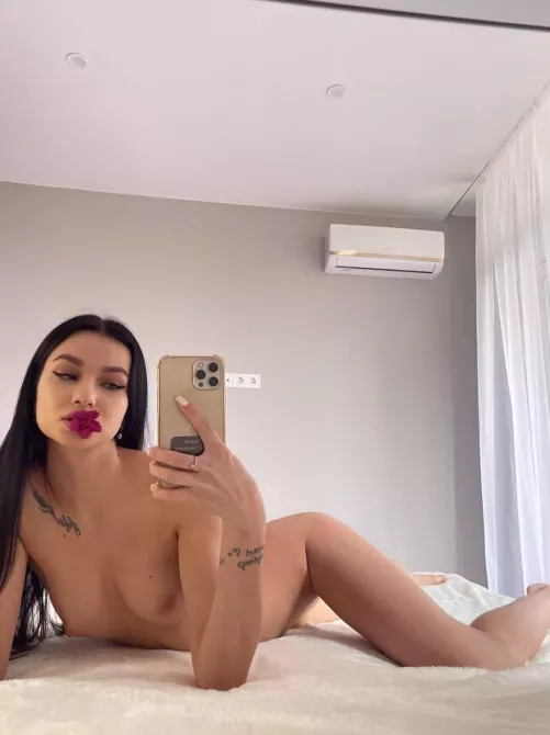 They bounce a lot when i go for a walk without bra