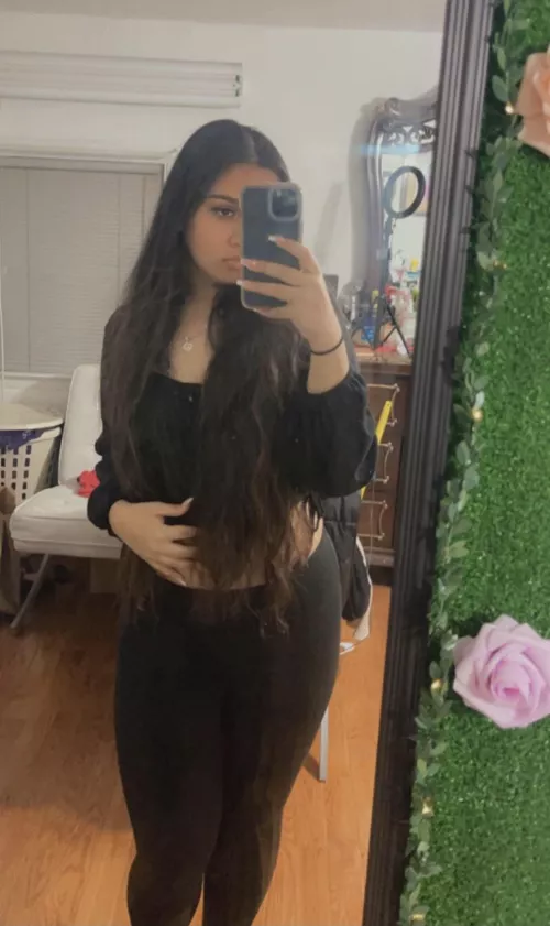 Thick Indian Teen here