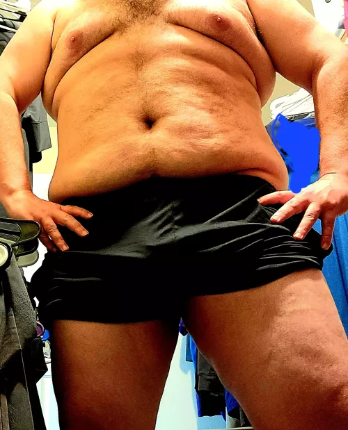 Thick thighs give the best cream pies