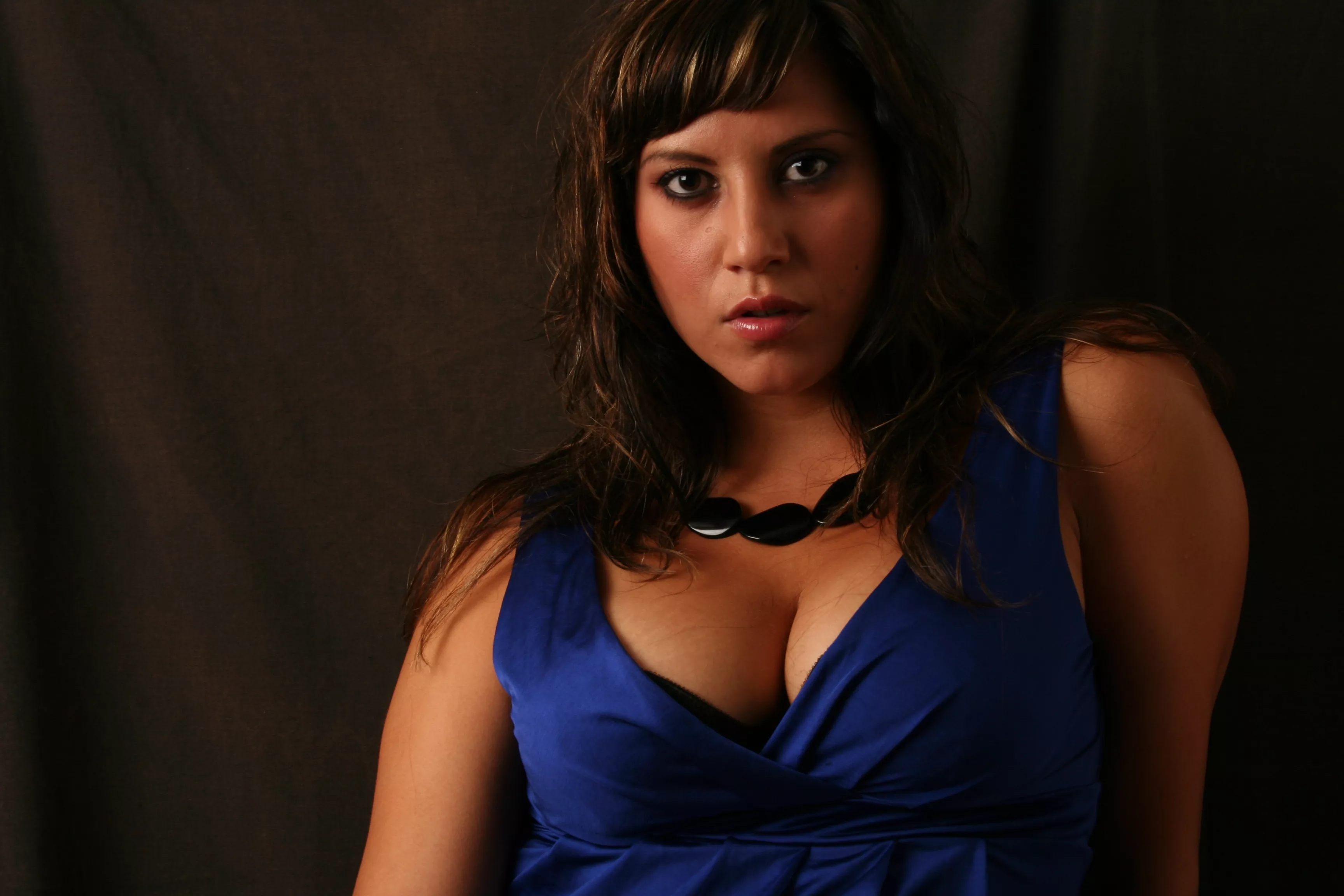 This blue dress can't contain them