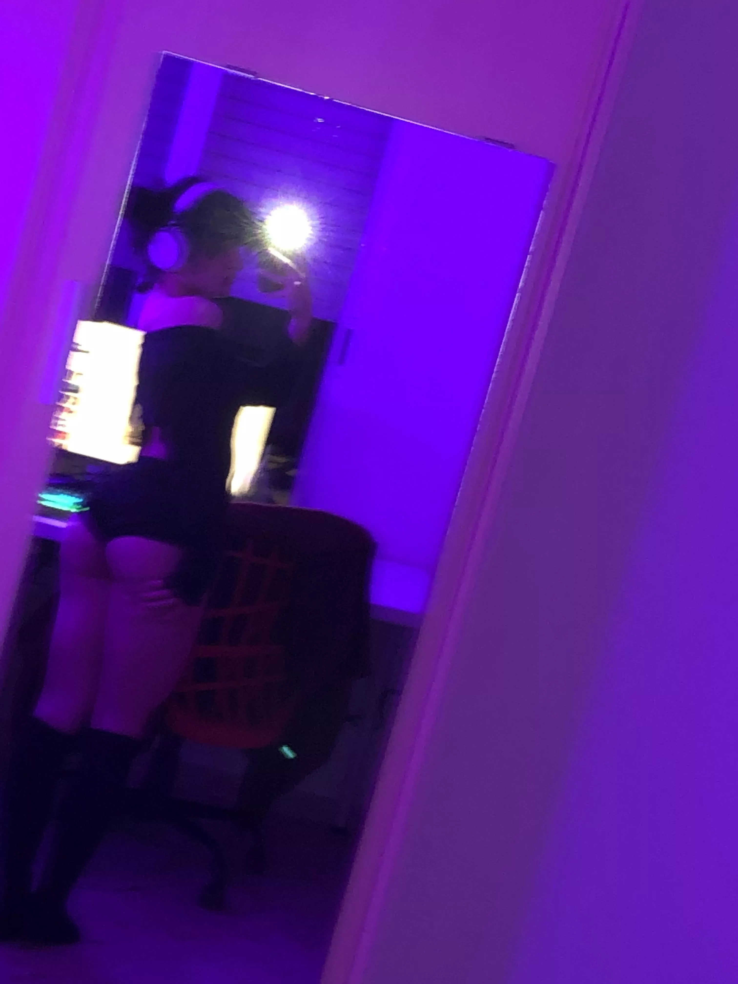 u need a thick gamer femboy in ur life ♡