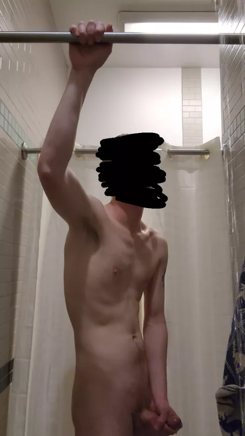 Wanking off in the gym showers