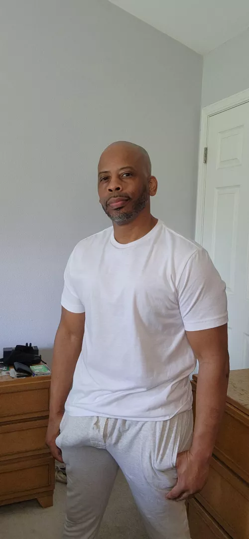 Wanna see me choke out my anaconda?