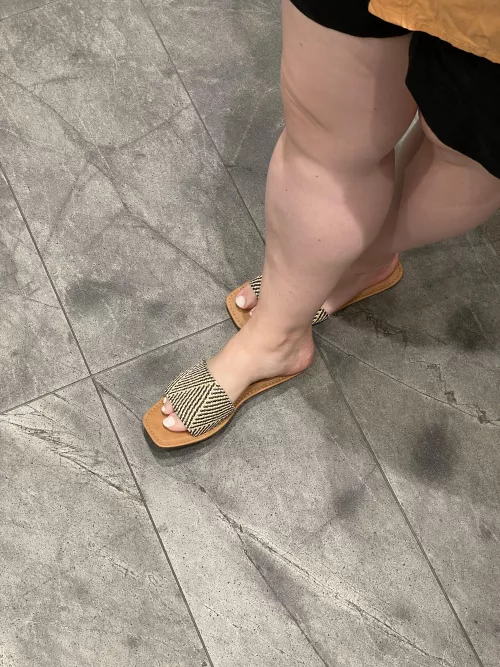 What would you do if you were in this elevator?