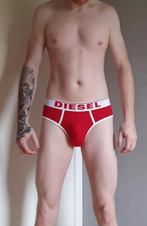 When in doubt wear red 🤩