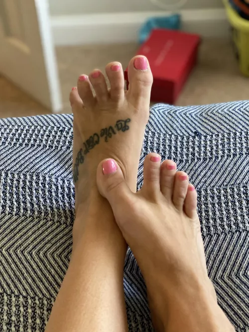 Who’s licking today??