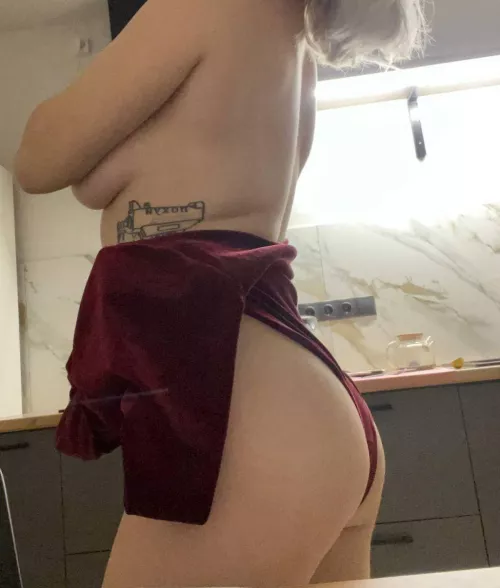 Will you have dinner with me tonight? I will cook a delicious dinner