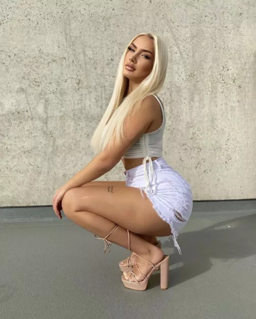 Wondering how good it looks when she stands up