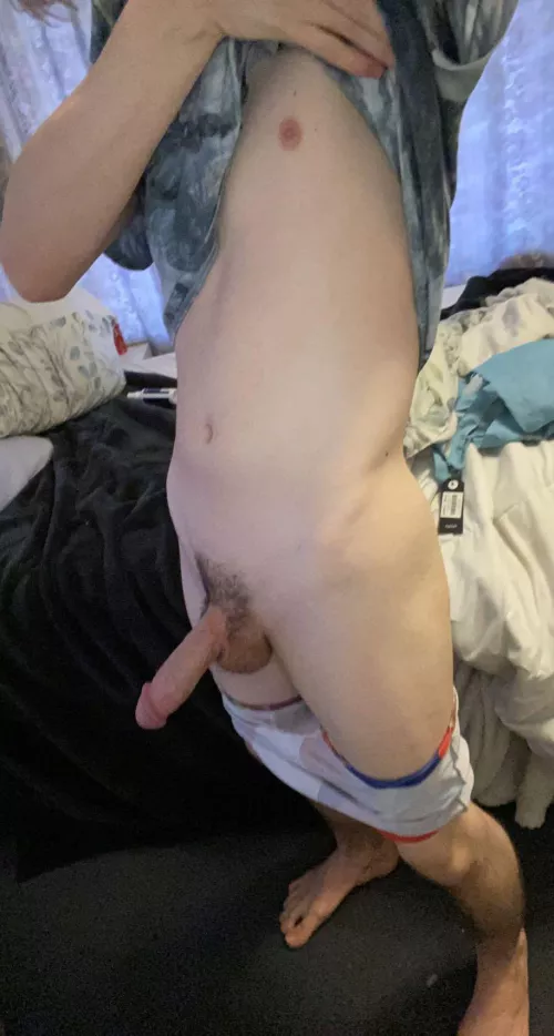 18 white aus dom master. Lookin for obdeint submissve slave boys. Who will do what ever i want. I like twinks, muscle boys and bodybuilders. Boys must show face. And some of my fetishes are: masc+ mexican+ asians+ latino+ arab+ bubblebutts+ dildo+ hung+ 