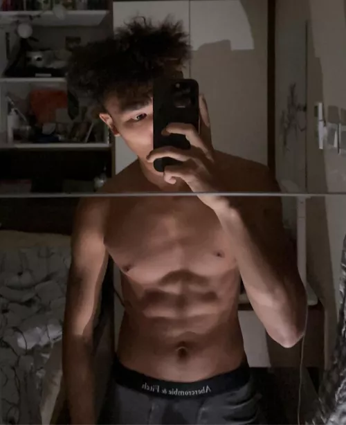 20 m asian id: qaqyum