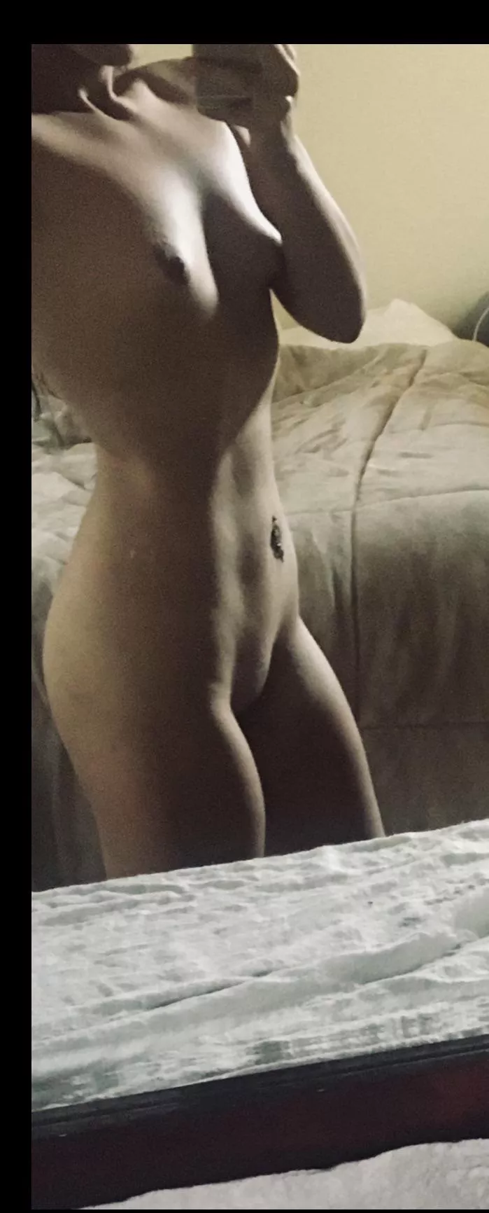 [22, 122, 5’3] I love my big thighs and I don’t care that thin is in again. I’m strong and I like it.