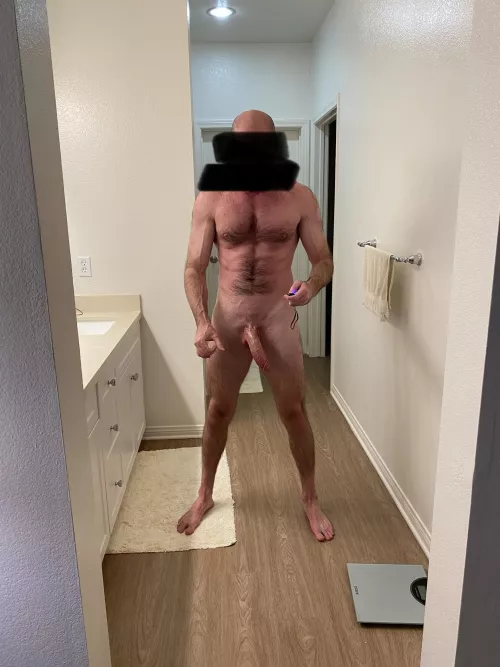 [40] Chicago this Dilf can keep you warm from the cold [oc]