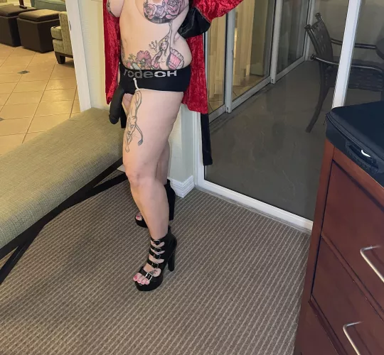 45(f) Happy MILF Monday 😜