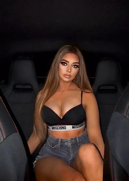 Amber loves being on a backseat of a car