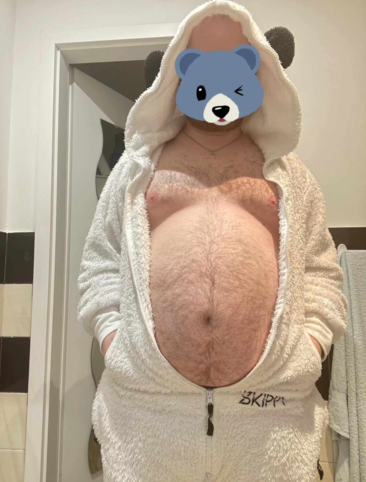 Any overall fans? 😍😈😛