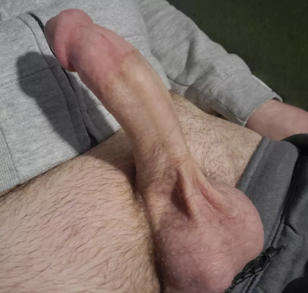 Anyone wanna play smash? 😈