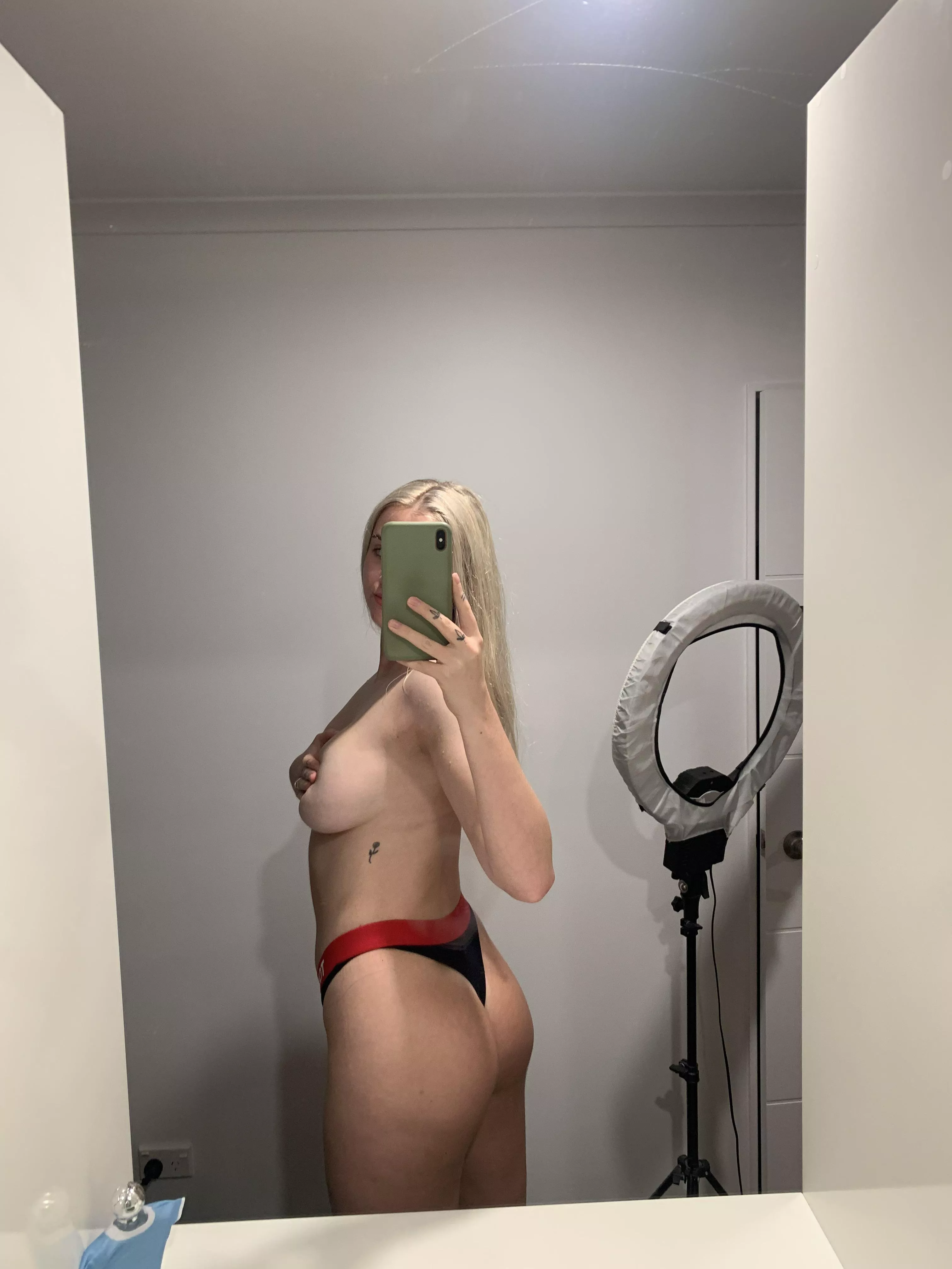 Are you a tits or ass guy 😈