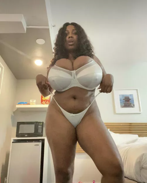 Big tits and wide hips