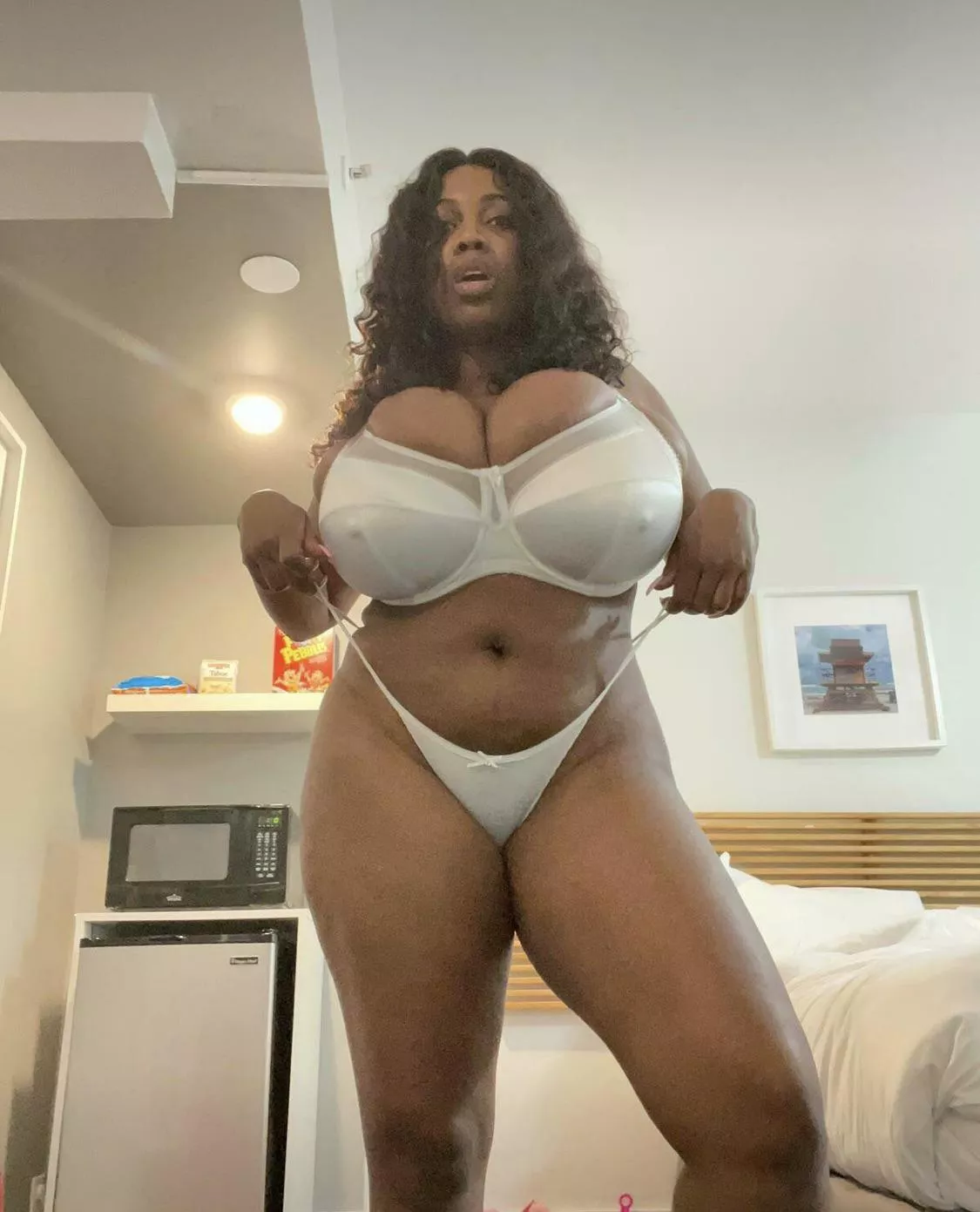 Big tits and wide hips