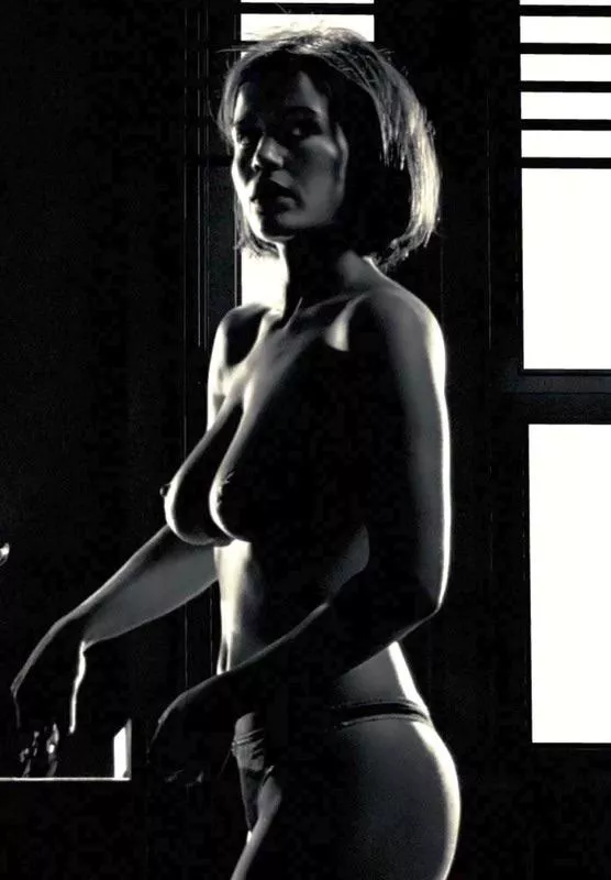 Carla Gugino (Sin City, 2005)
