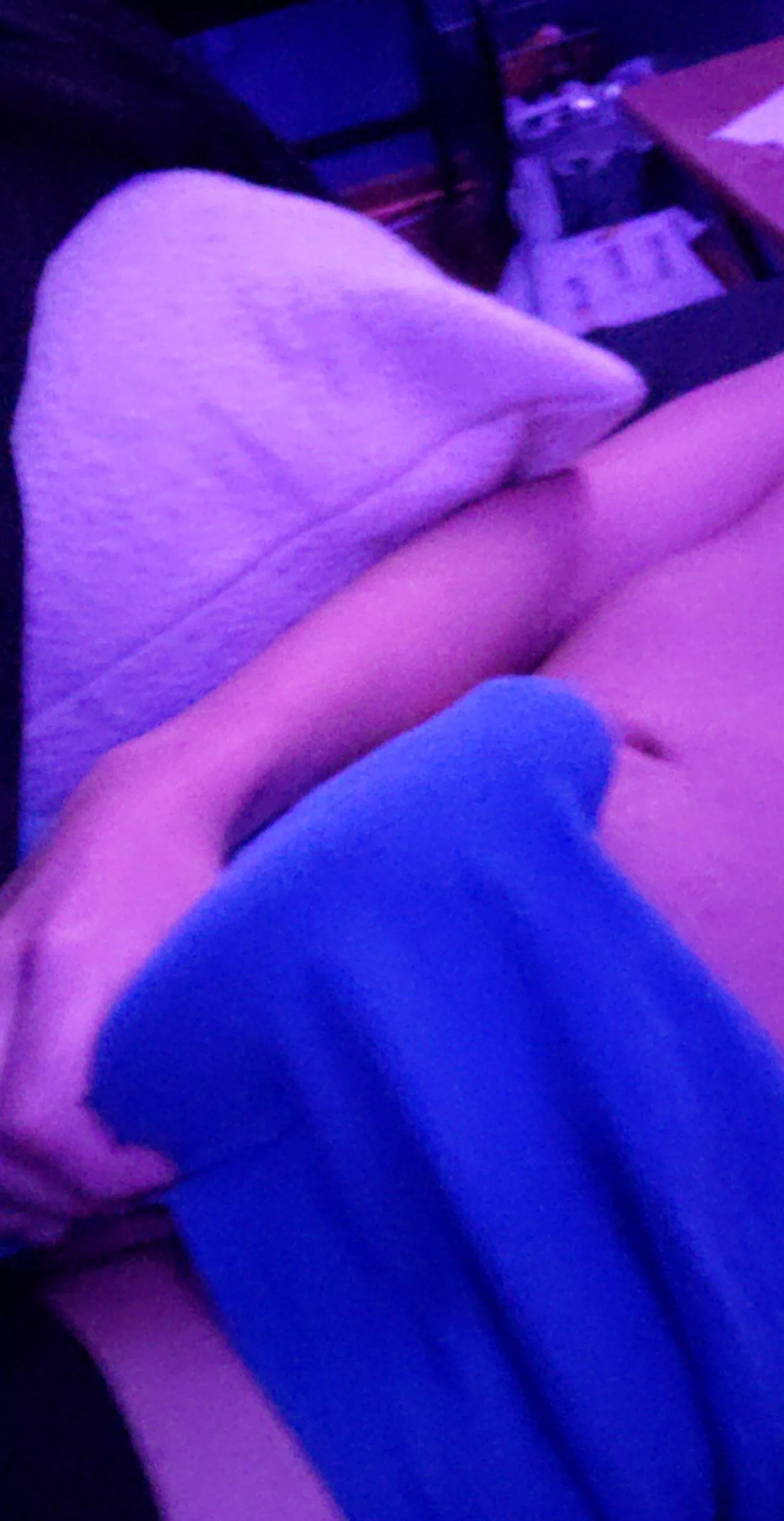 could use a hand.. or two 🤭