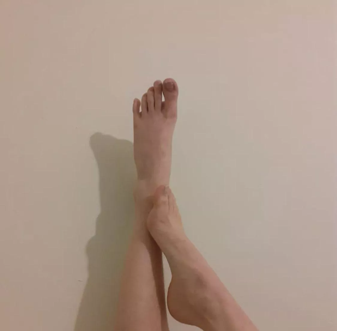 dm for feet pics