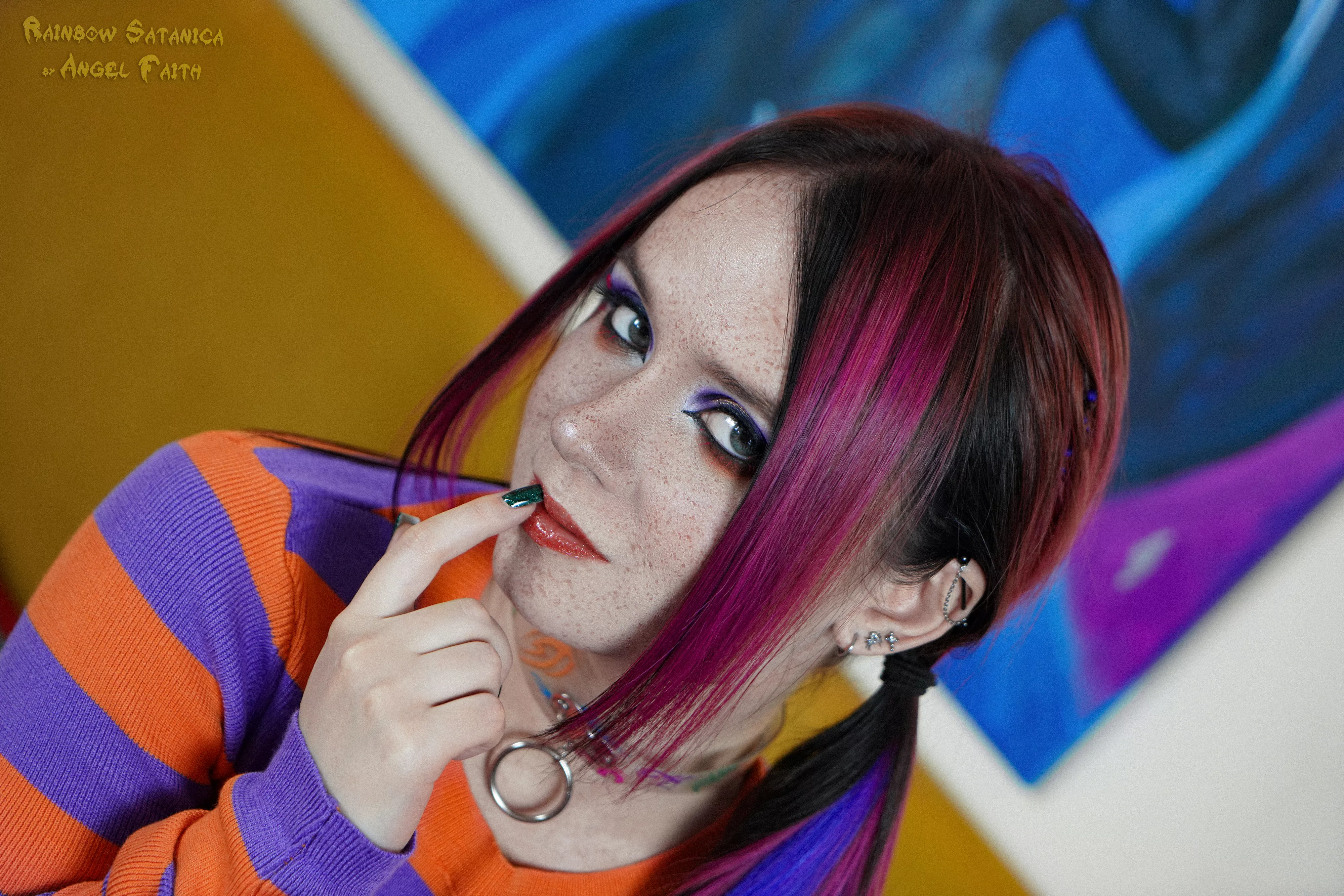 Enjoy my cute face with freckles