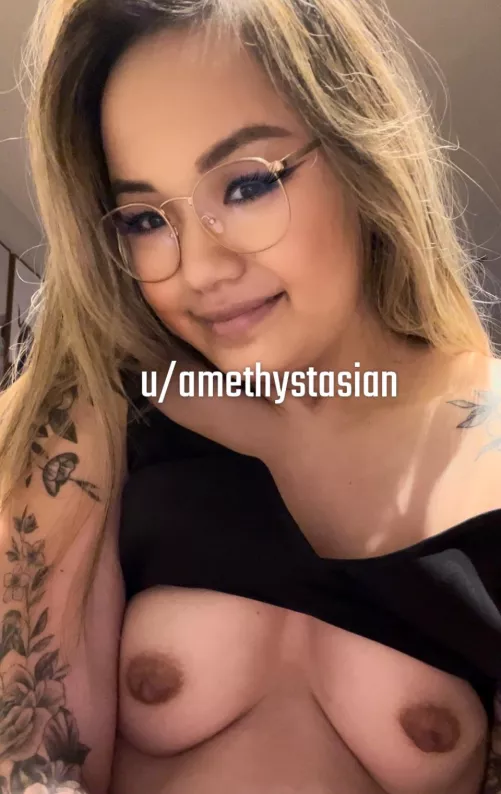 Get on your knees and worship me