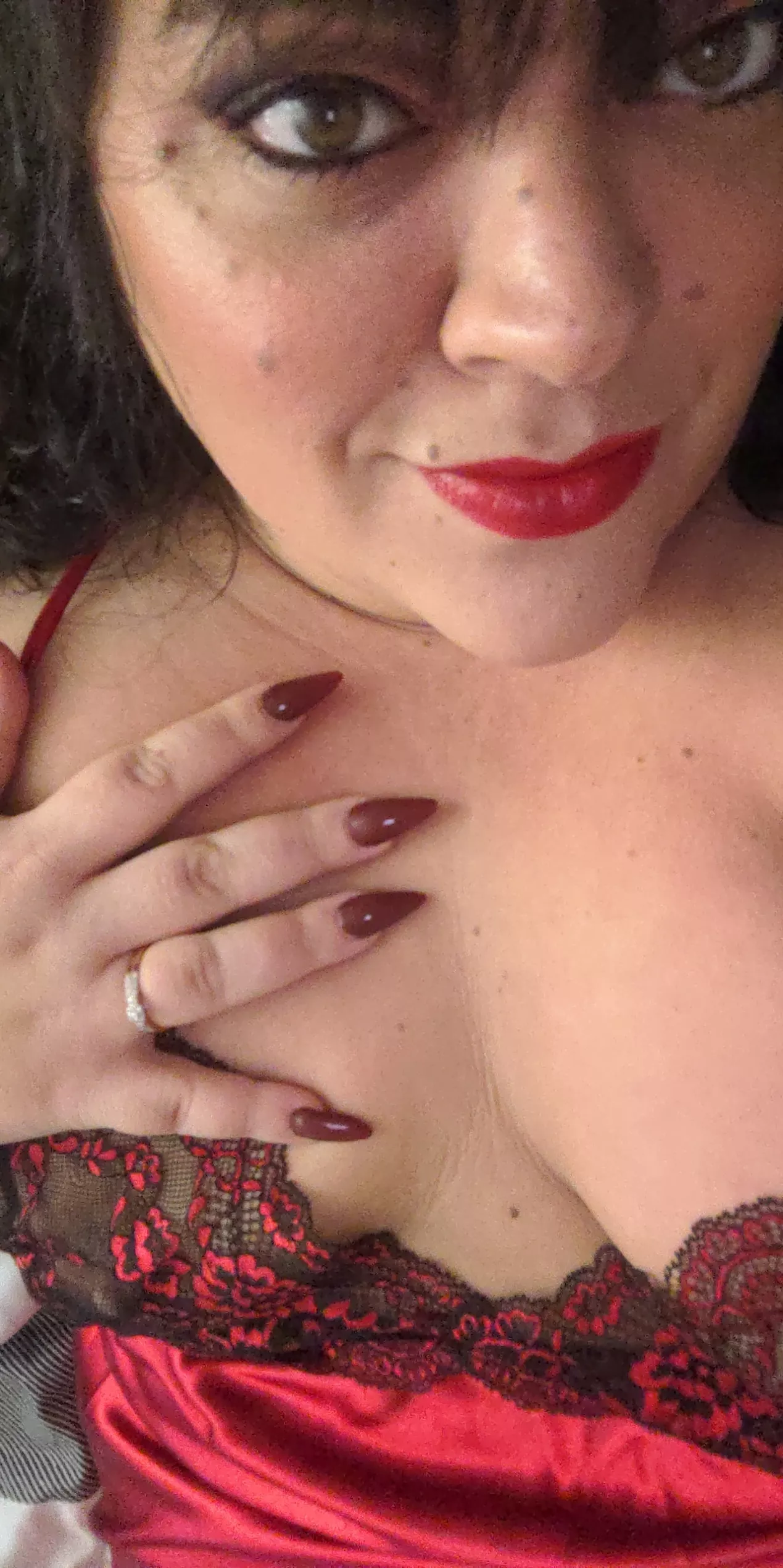 have to put out those sexy Monday vibes 😚😚