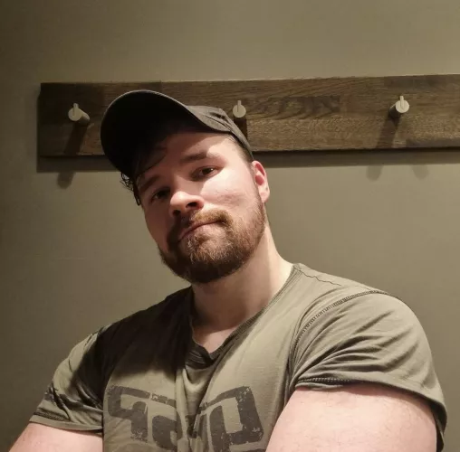 Hello from this tiny changing room