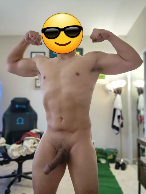 Hot and SWEATY Fresh From the gym 😈