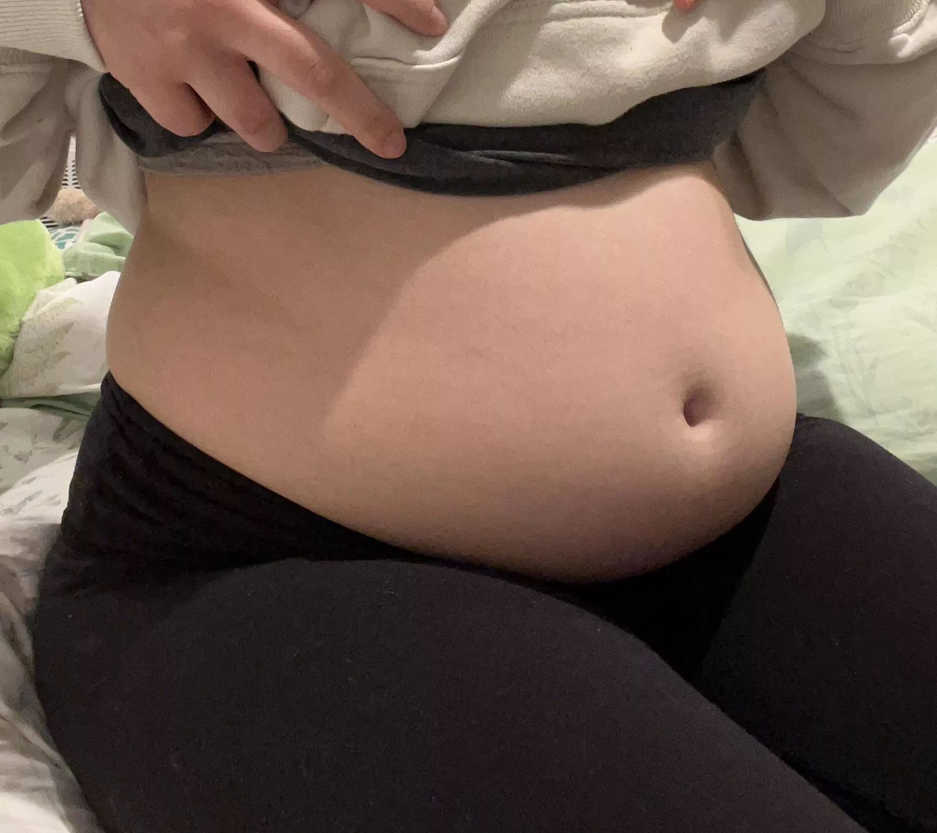 i could use some belly rubs 💕