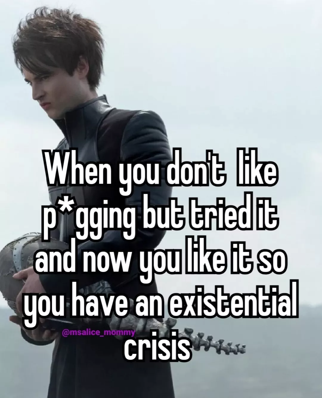 I love it when subs discover something new about themselves! Especially this! Open mindedness is hot. Do you like it?💜✨