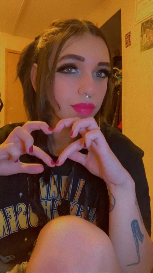 Is ketchup a smoothie? 🤭🖤