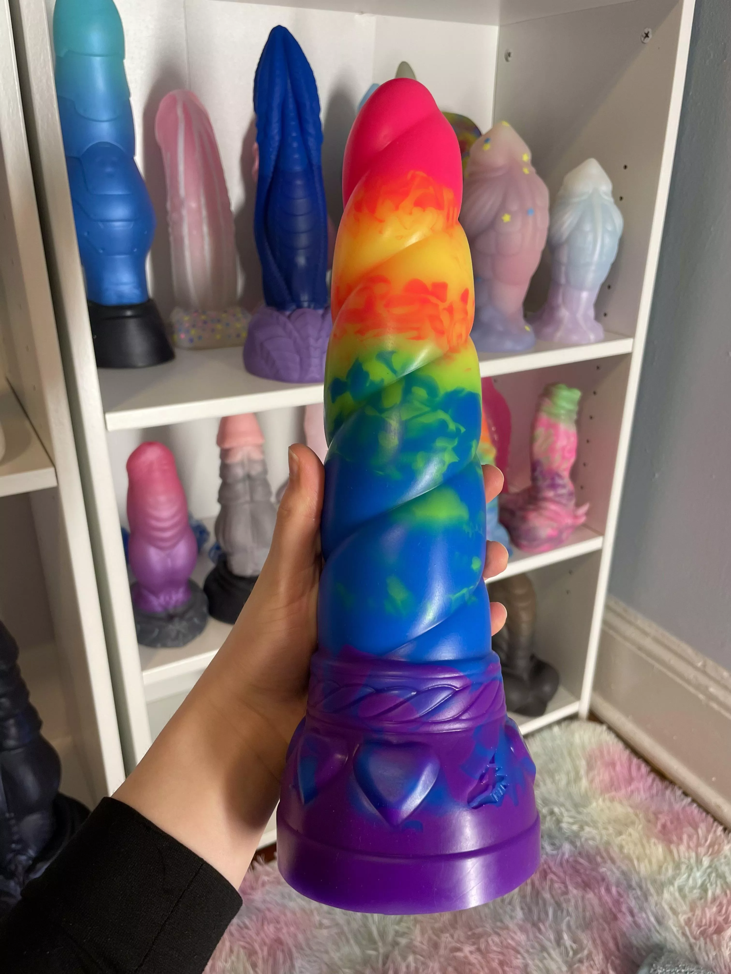 Just had to share this rogue L Mystic I got in the last aurora drop! Didn’t manage to get any auroras but this is so pretty I don’t mind🥺