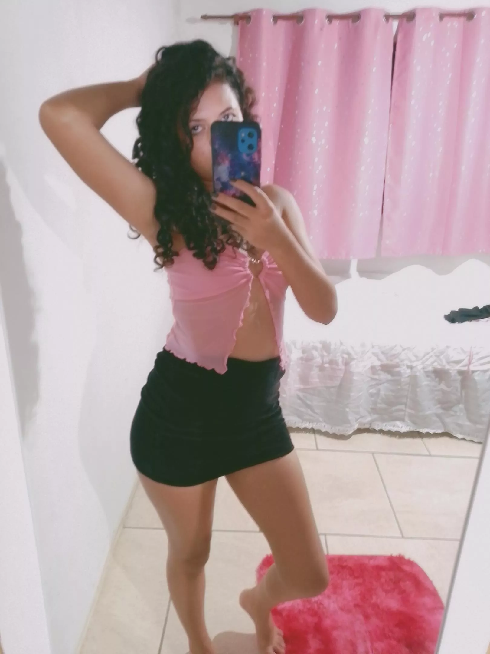 Kinda 2000's bitch 🦋