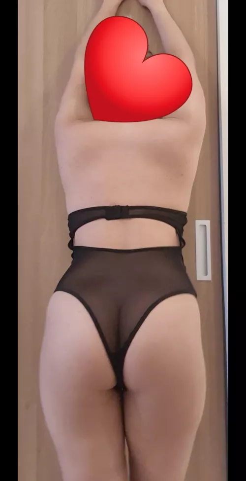 K's POV be(f)ore he bends me over and ask me to take his cock