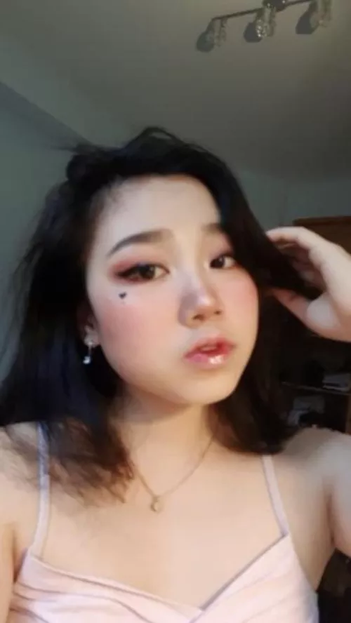 Looking for a CUCK older then 19 and is obedient and worthless