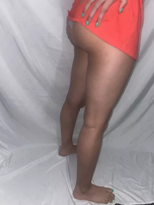 My ass is yummy yummy in your tummy