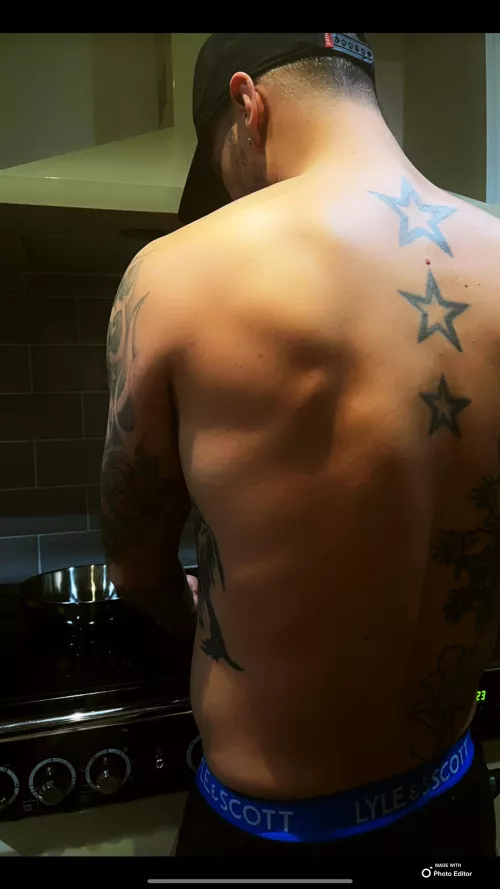 Naked chef..can think of something else I’d like to give you cougars 😈😝