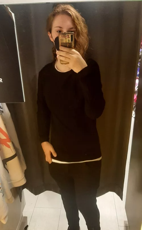 Of course we can go into the same locker room 😊