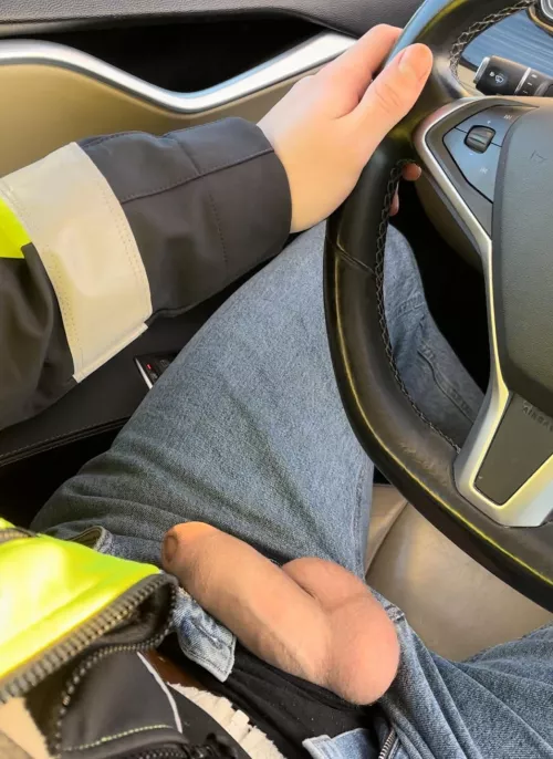 Omg i want to pull it back so bad but im driving