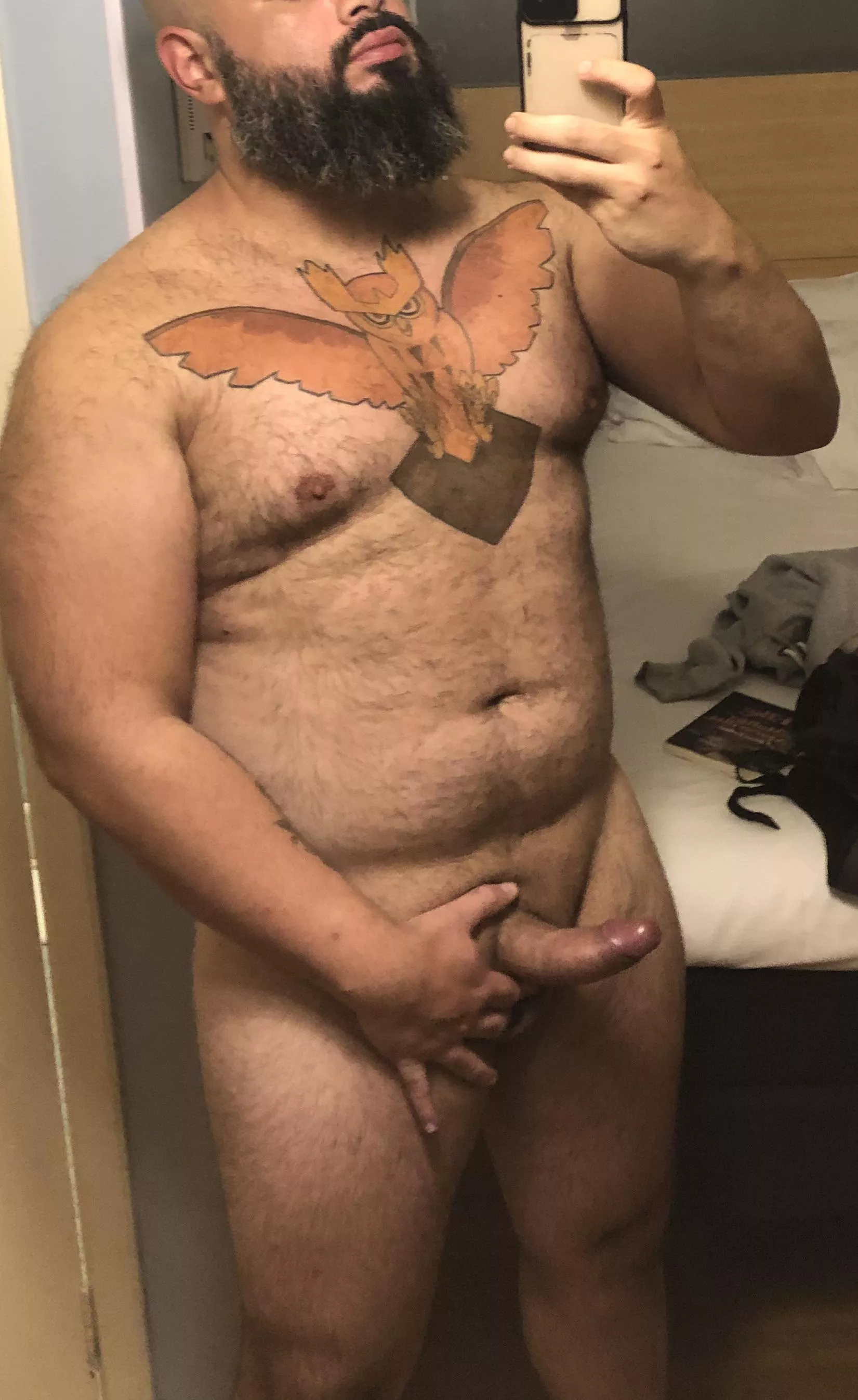 Something about hotels always makes me horny